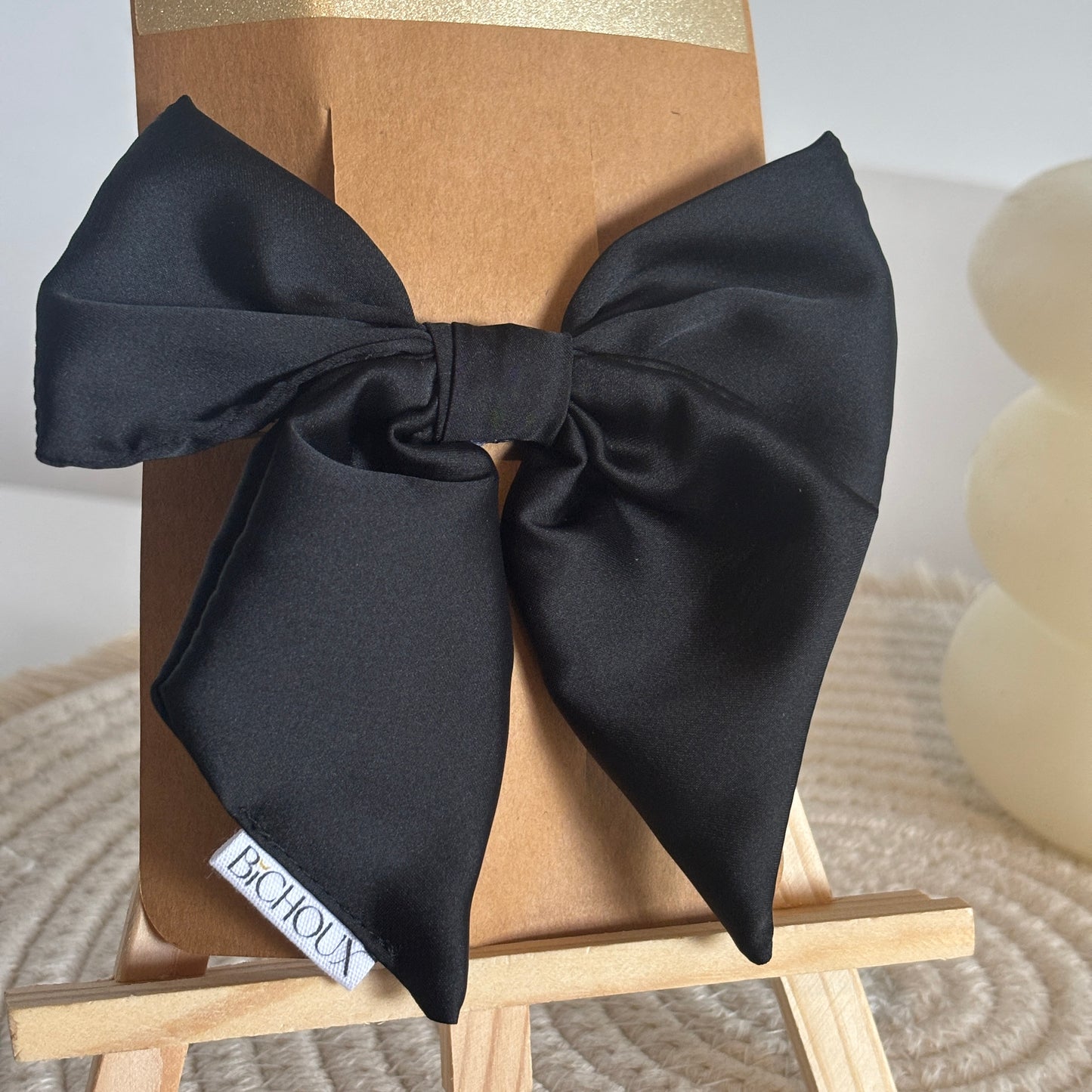 Barrette Satin Noir Lola