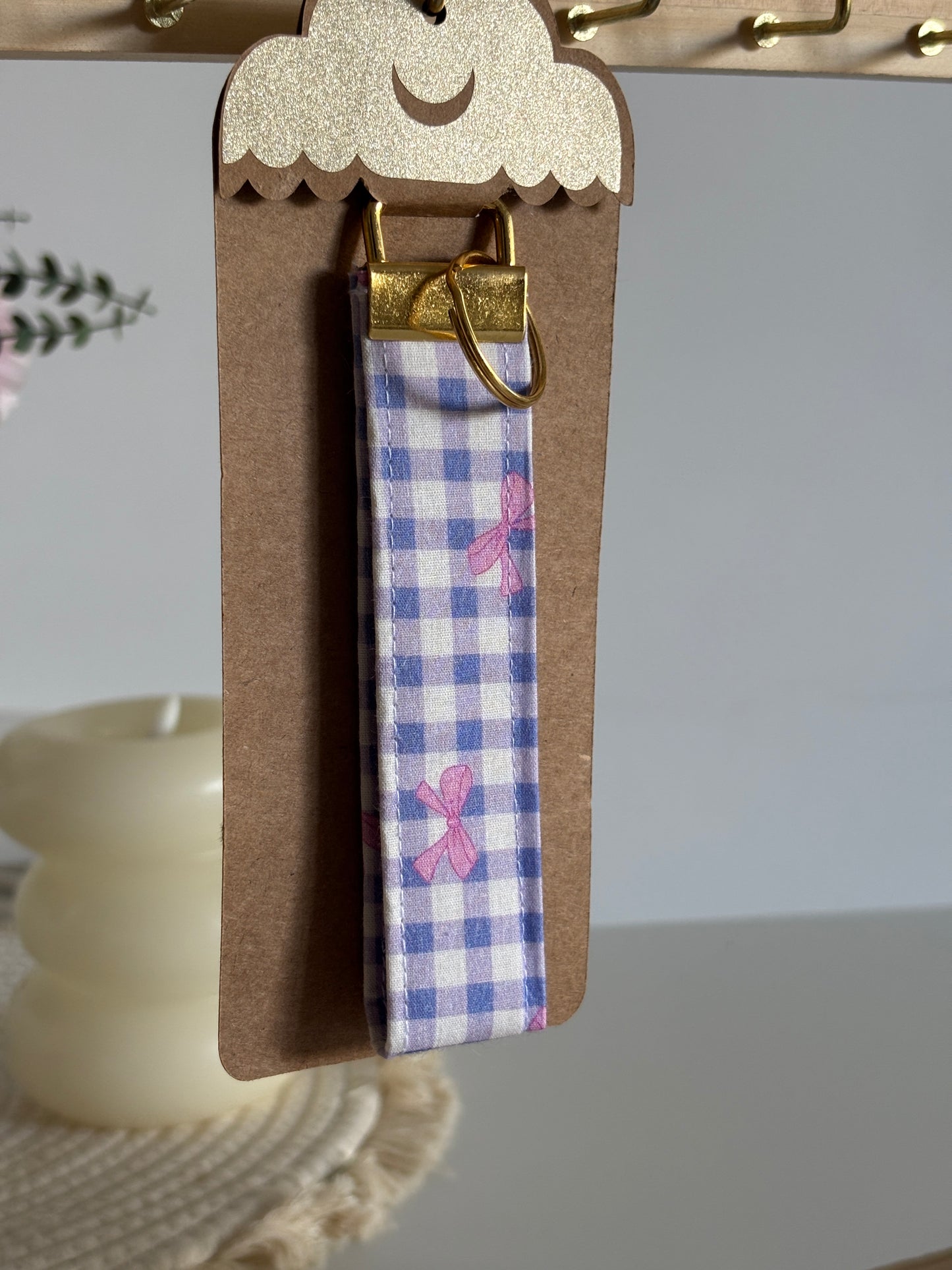 Porte-clés Violette - Motif vichy violet avec finitions dorées