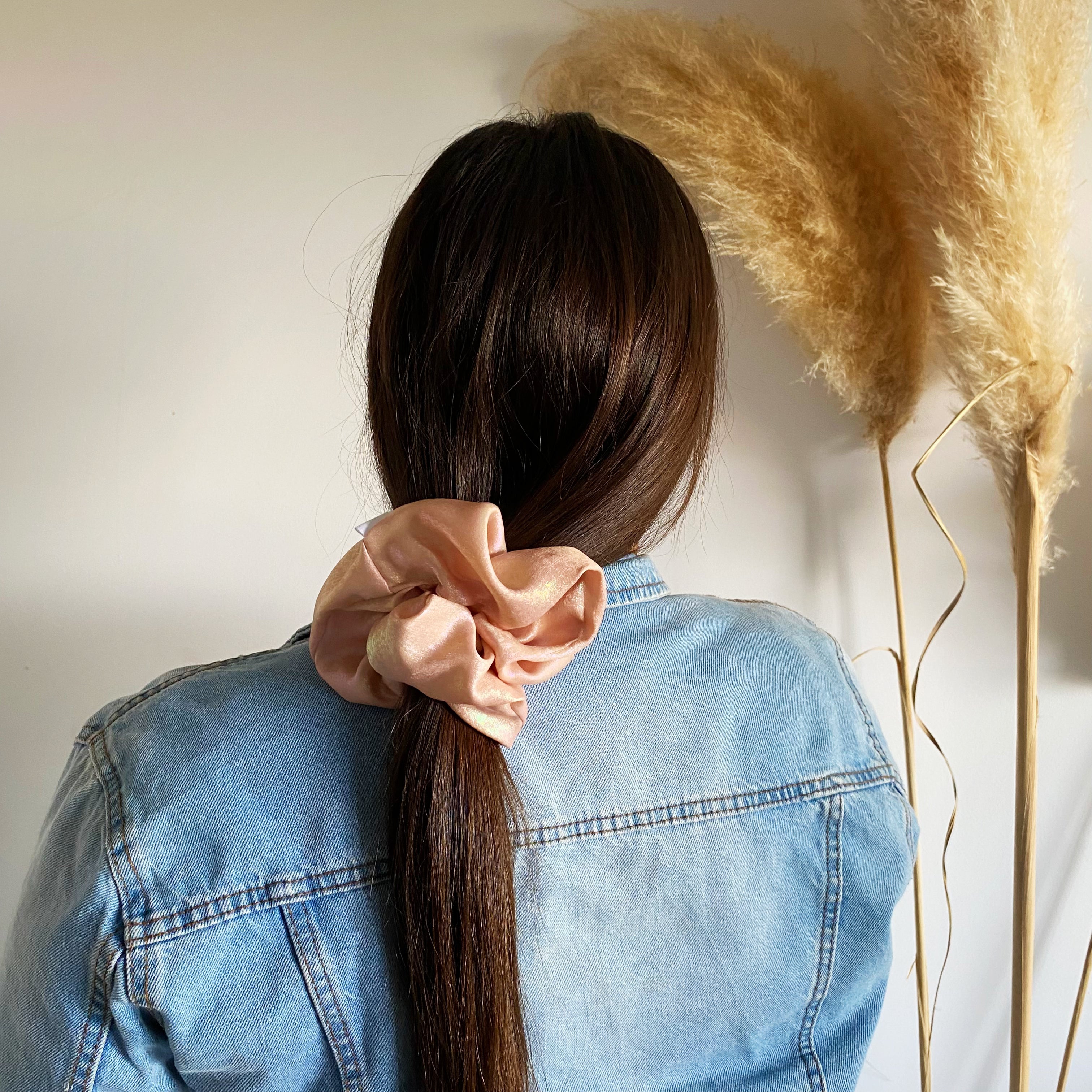 Chouchous en satin cousus main