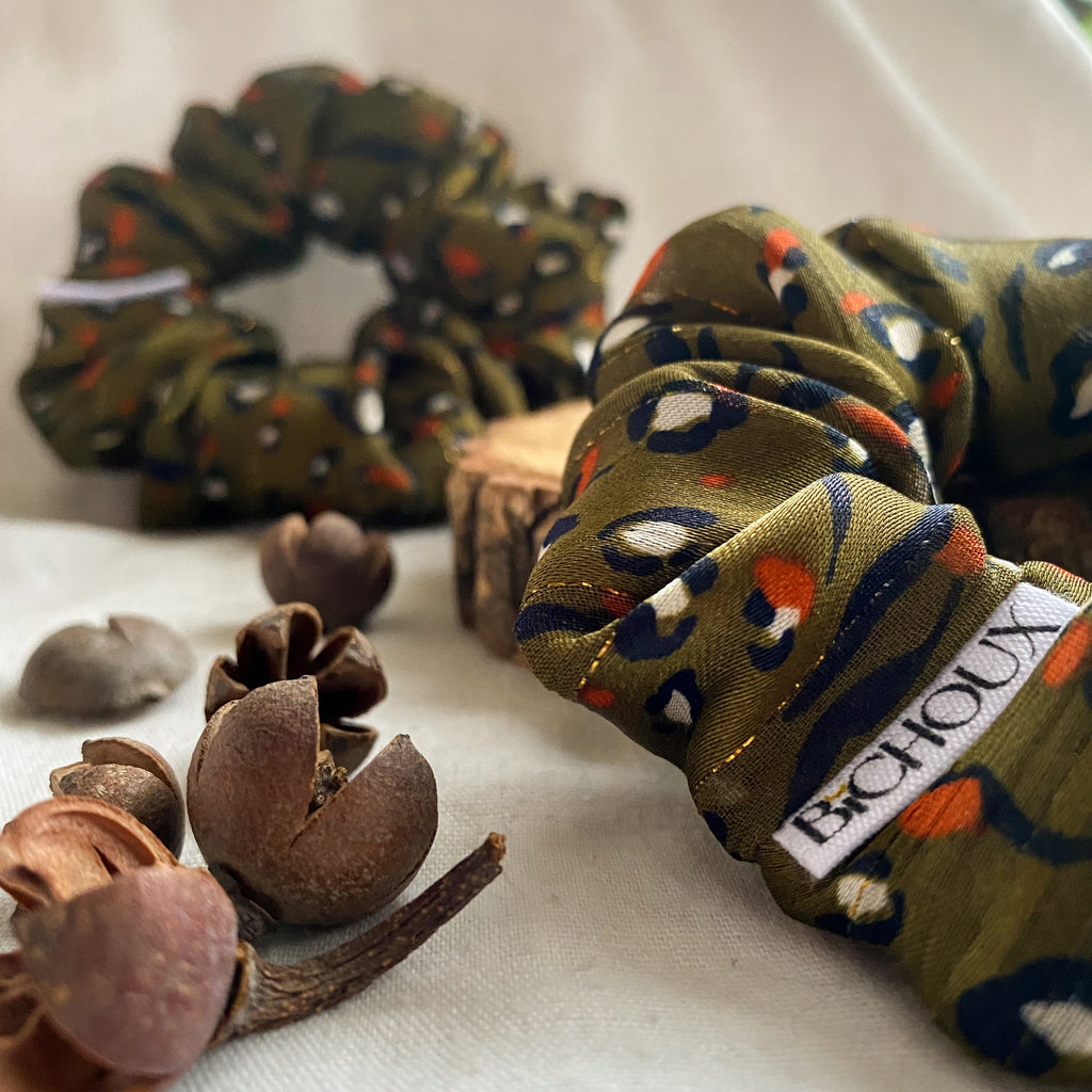 Chouchou en soie - Romy Kaki