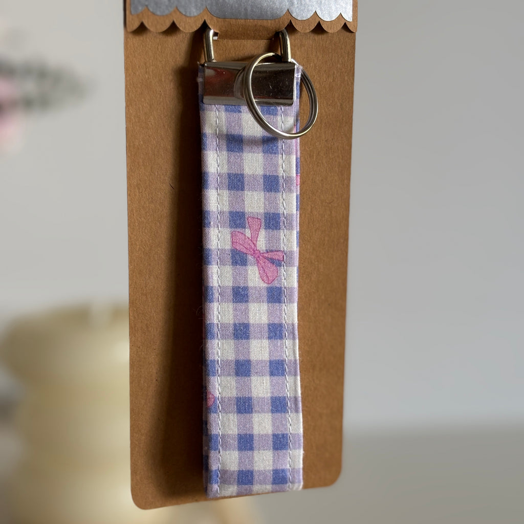 Porte-clés Violette - Motif Vichy violet avec finitions argentées