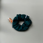 Chouchou cheveux fait main en satin bleu canard avec zip invisible - Lorine