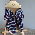 Barrette nœud Valentina - Satin multicolore bleu, rouge & blanc
