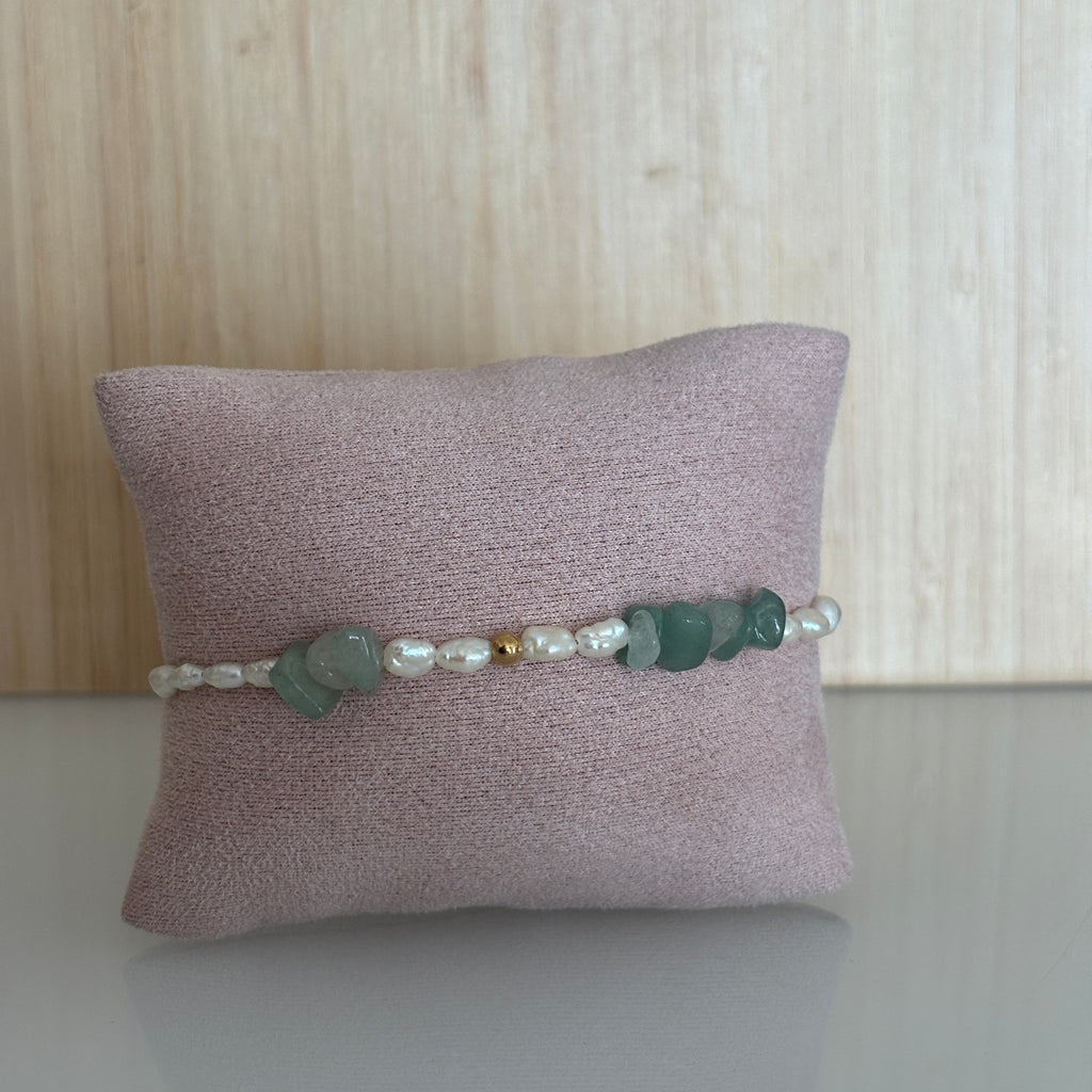 Bracelet Valencia - Perles blanches, aigue-marine & acier doré