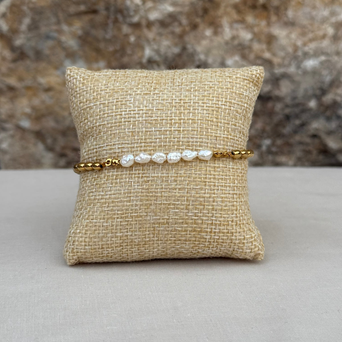 Bracelet Élaria – Perles de culture blanches & doré