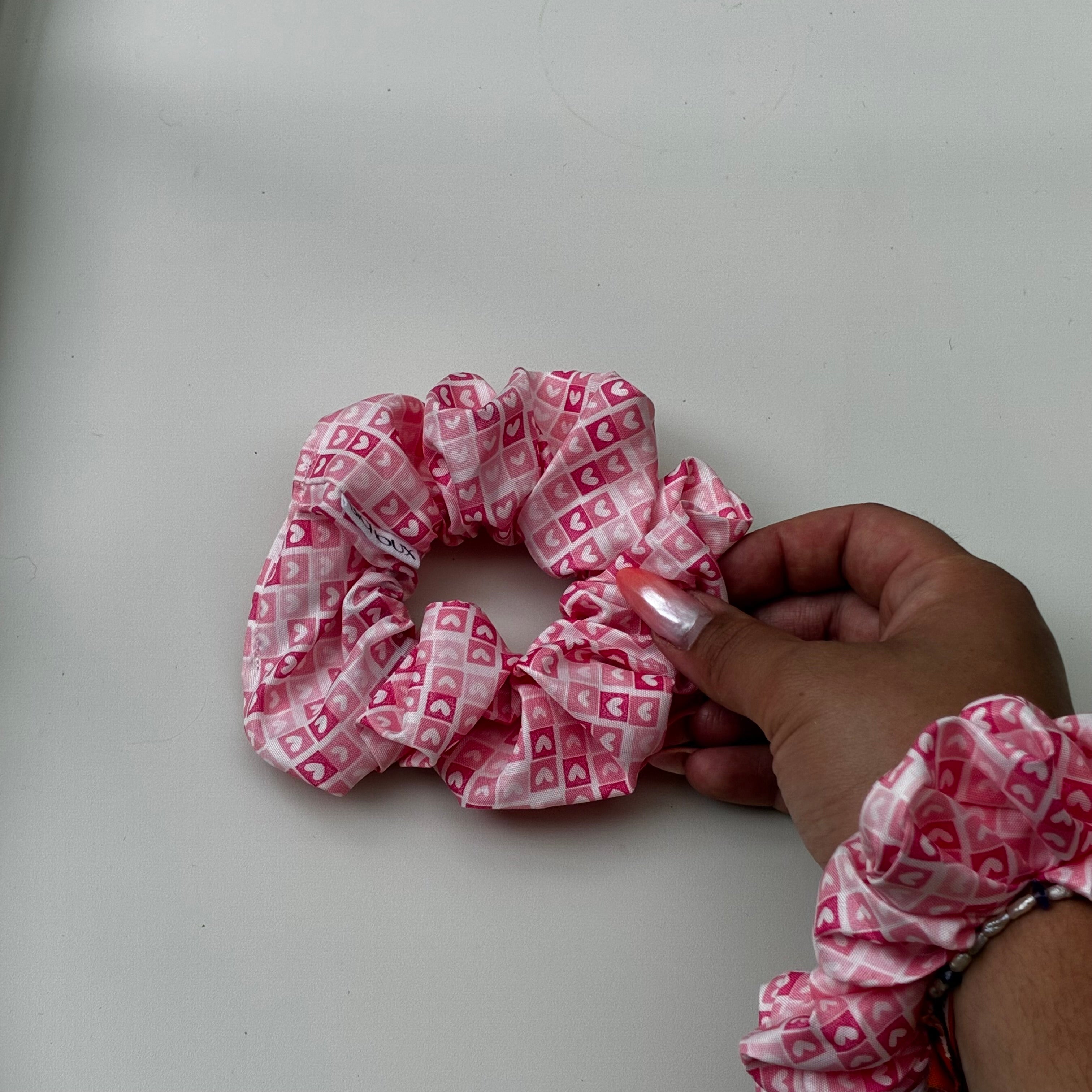Chouchou cheveux fait main coeurs roses - Mélina
