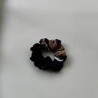 Chouchou cheveux fait main bi matière soie noire et marron - Faustine
