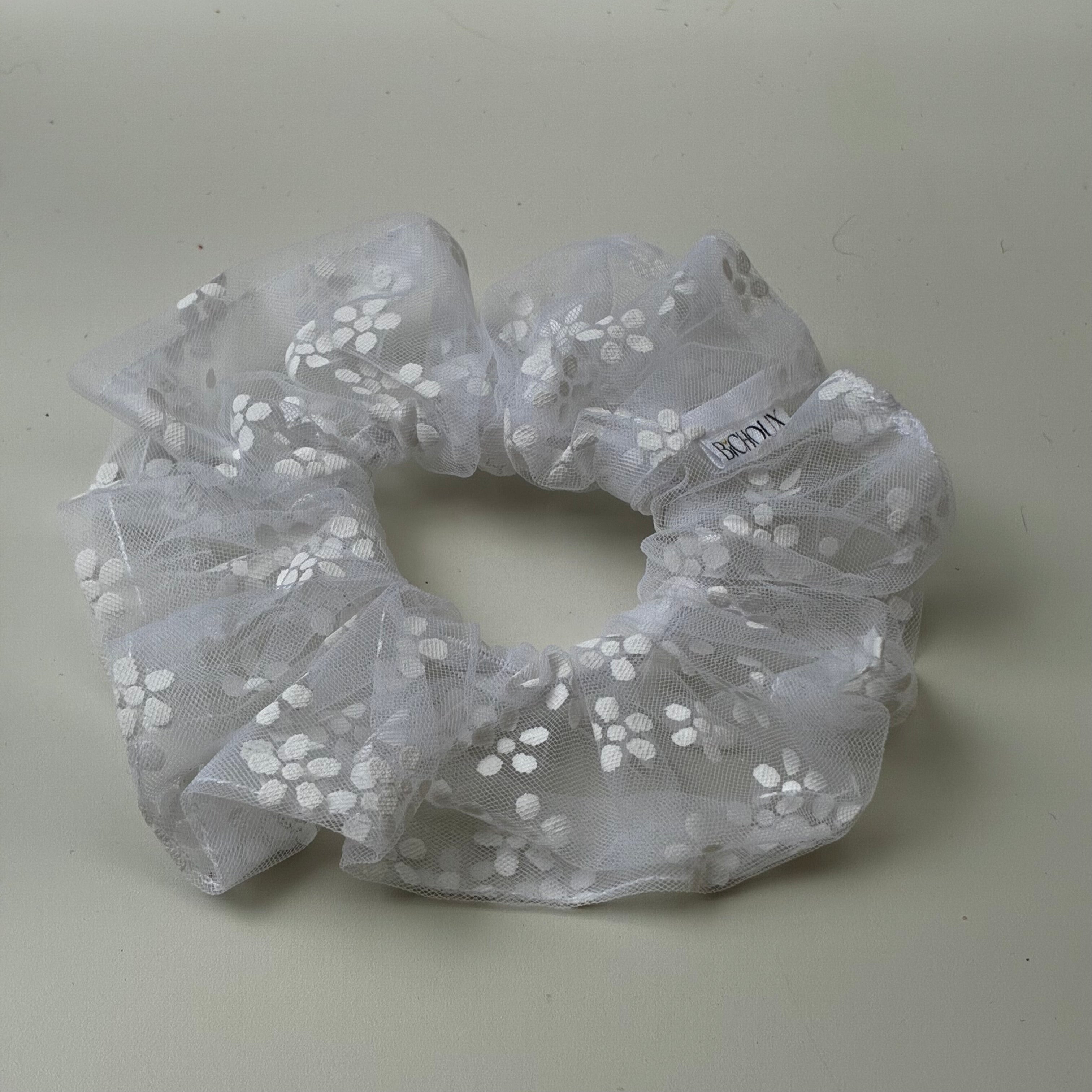 Chouchou cheveux fait main en tulle marguerite blanc - Louison