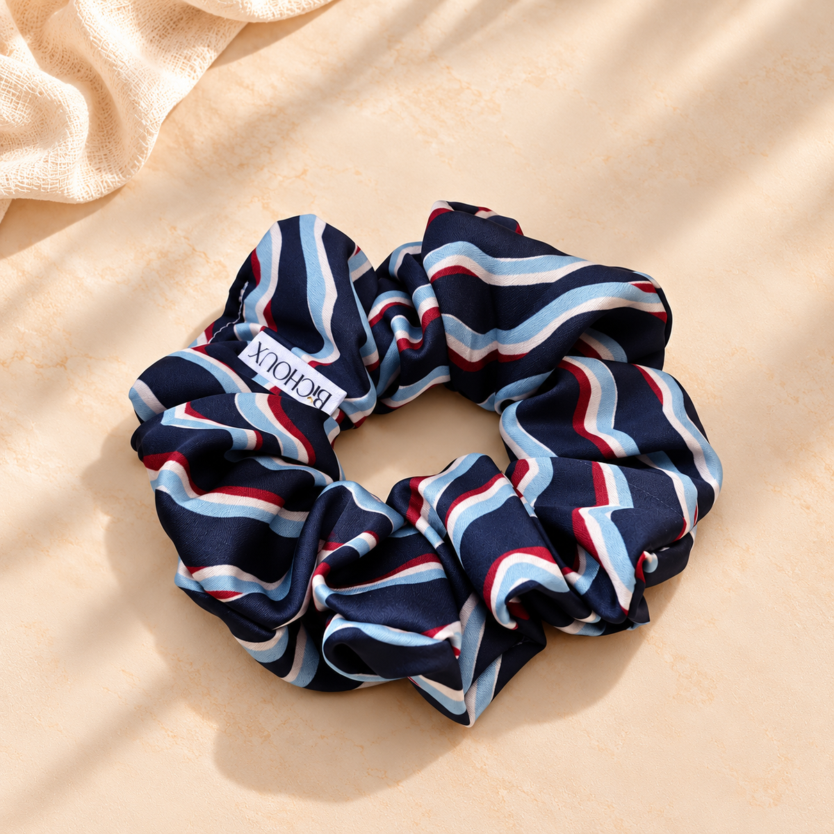 Chouchou cheveux fait main Valentina - Satin bleu blanc rouge