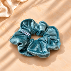 Chouchou cheveux fait main velours bleu ciel - Louna