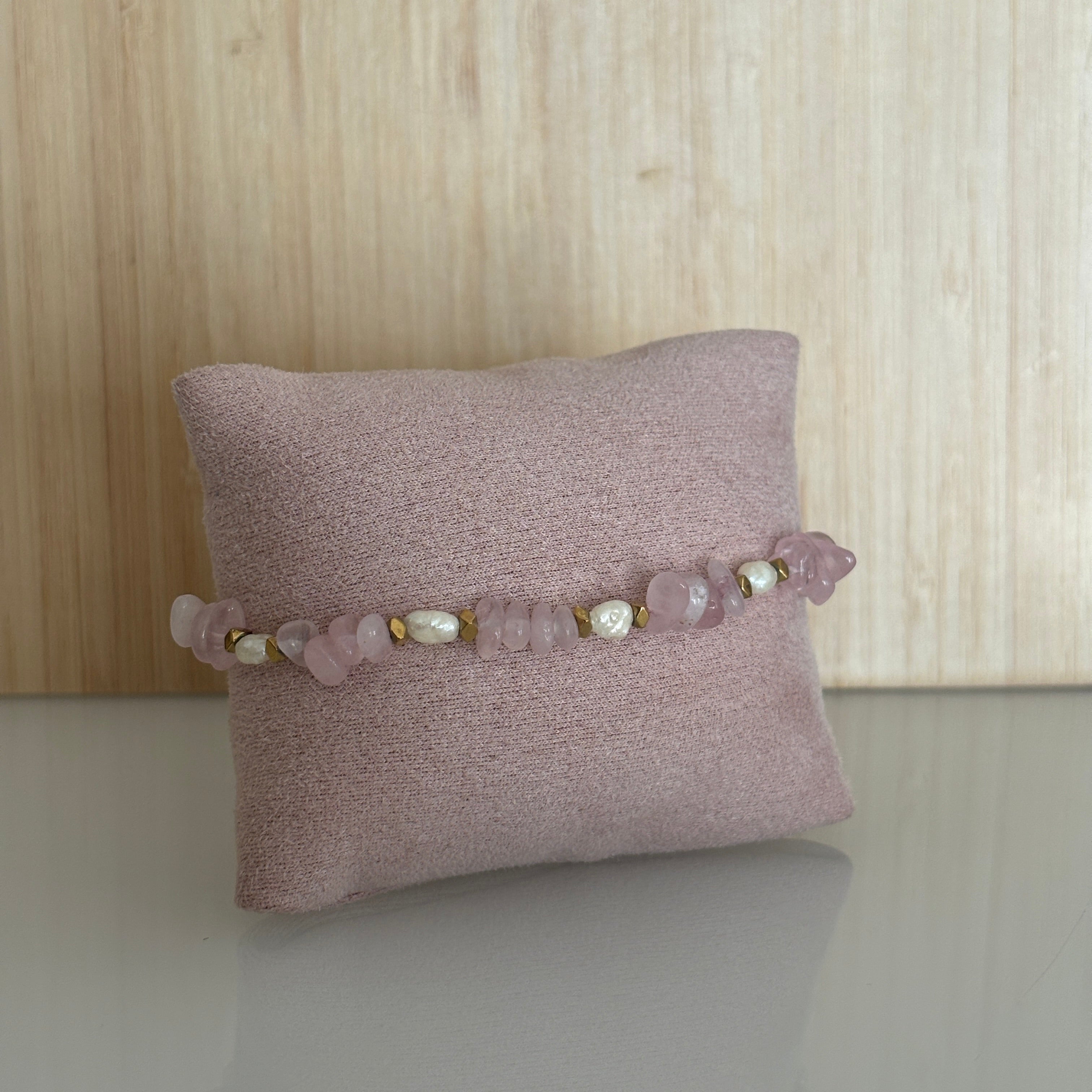 Bracelet Tinos - Perles naturelles et quartz rose