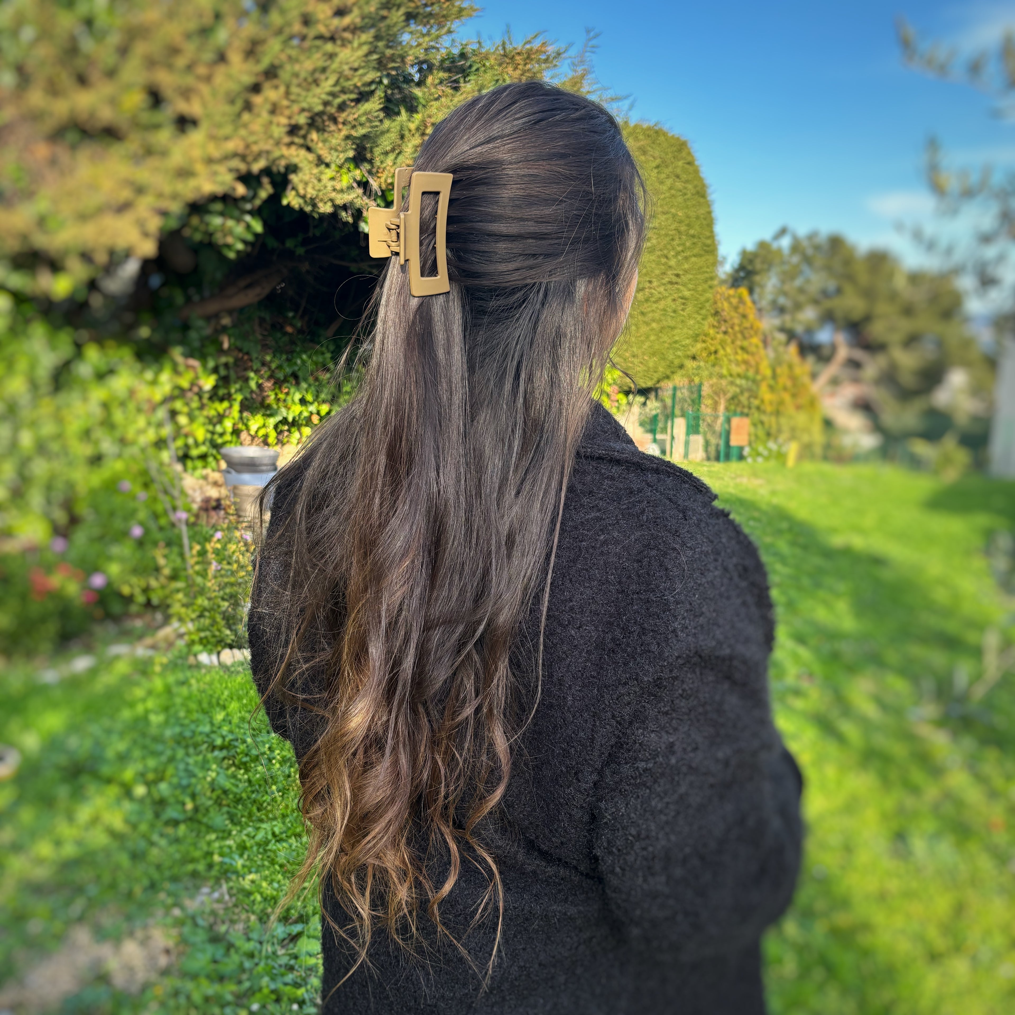 Pince carrée marron