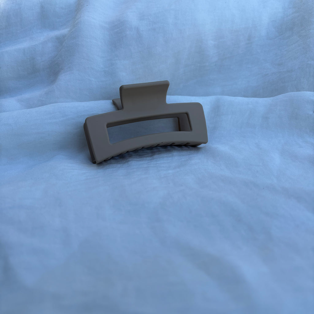 Pince carrée marron