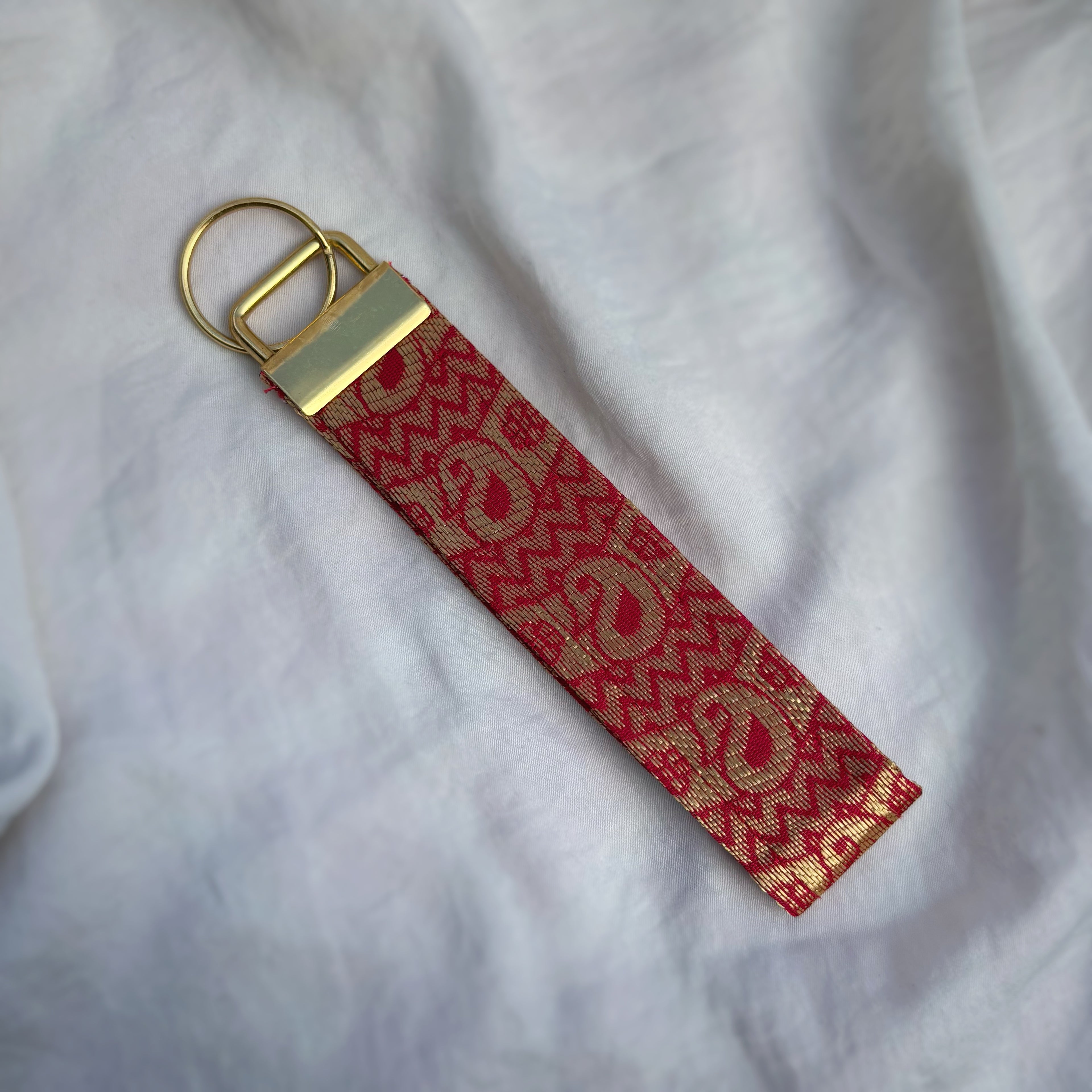 Electra - Tissu sari de l’île Maurice orange avec finitions dorées