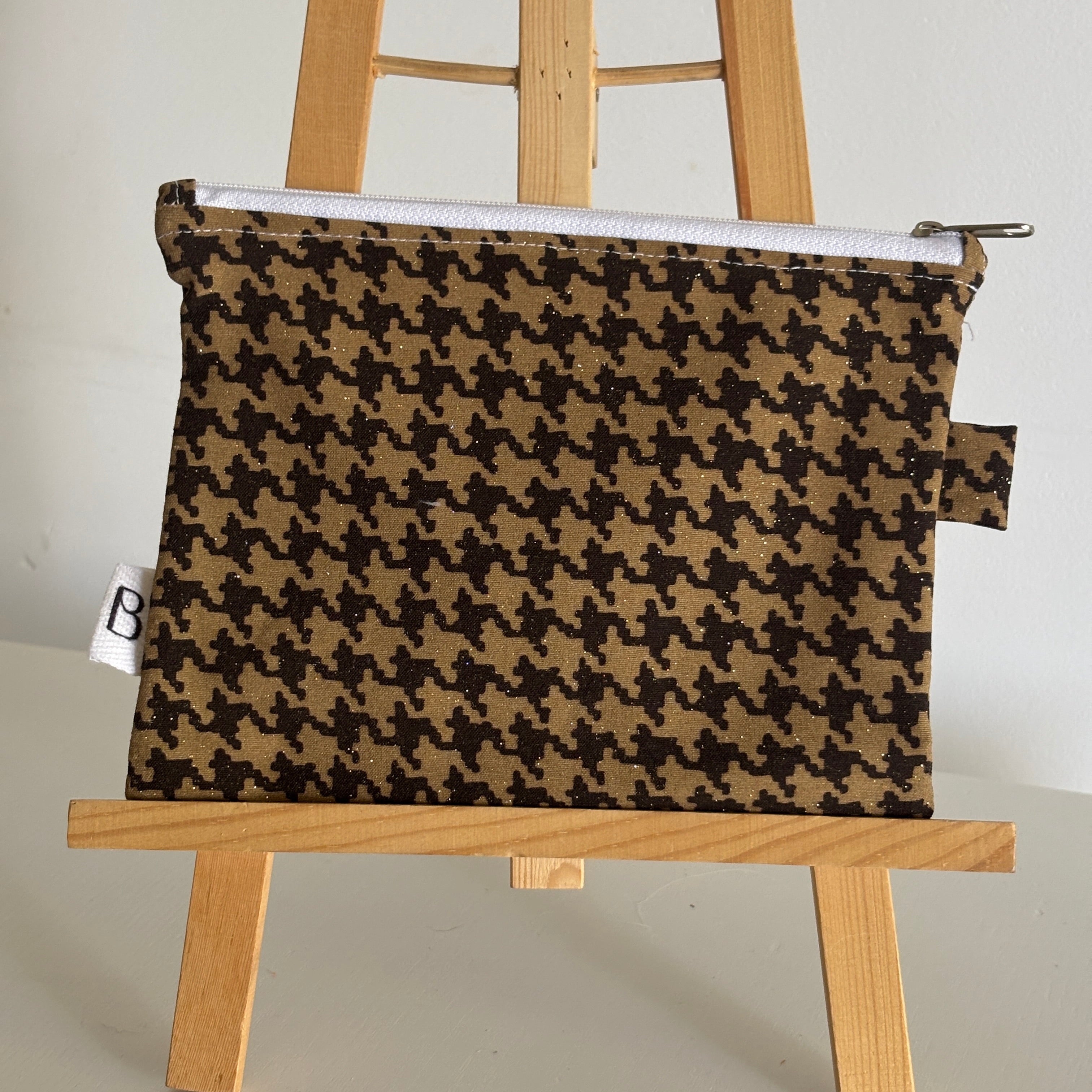 Pochette zippée pied de poule marron & beige