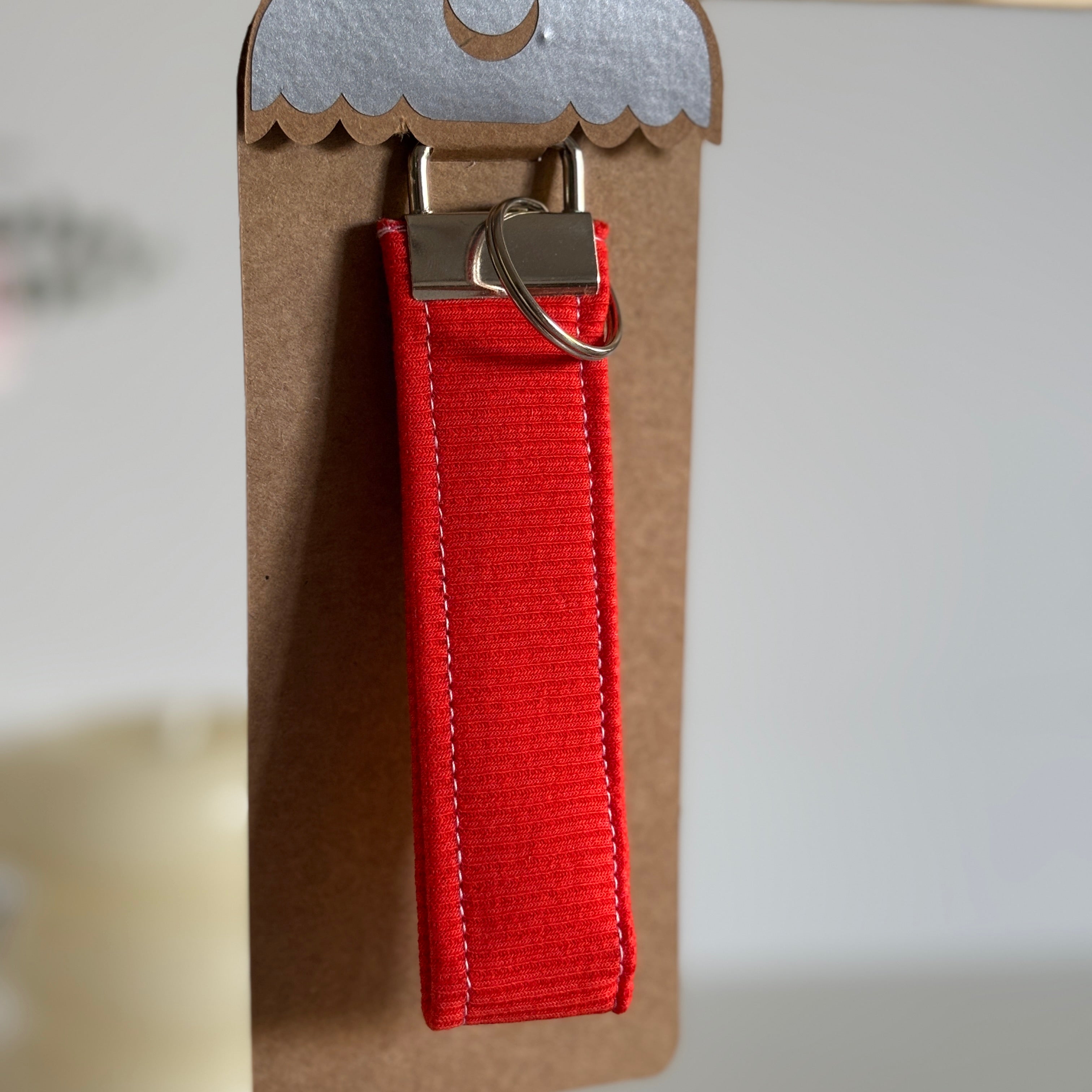 Porte-clés Phoenix – Orange vif avec finitions argentées