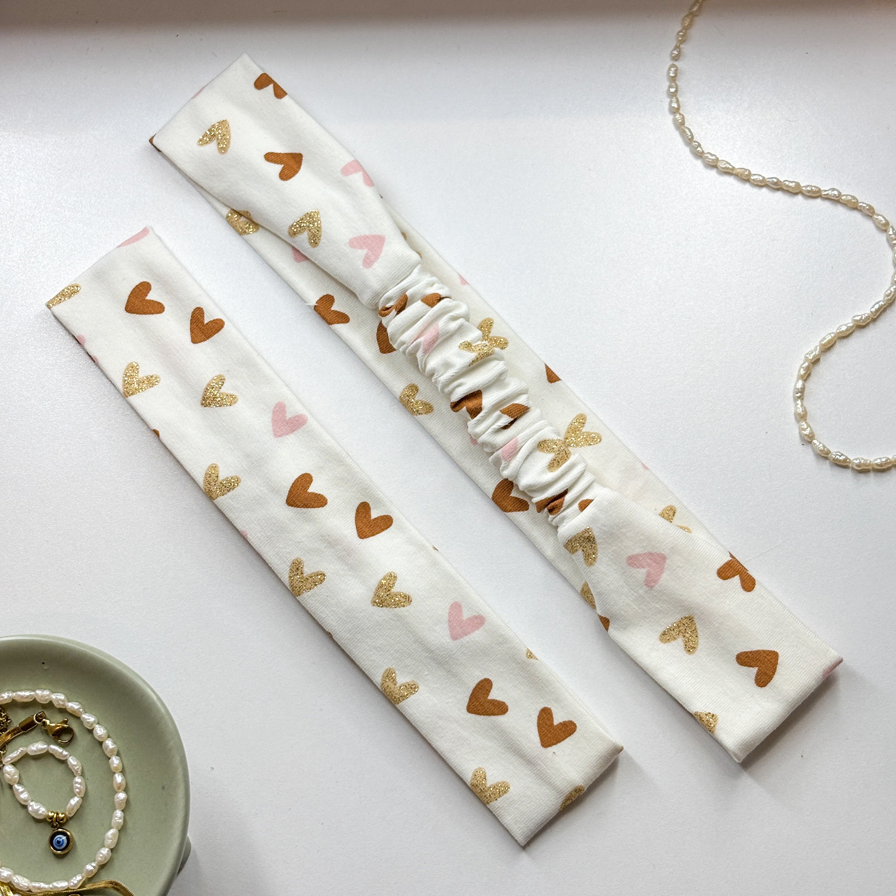 Bandeau Mila - Jersey blanc à cœurs marrons cousu main