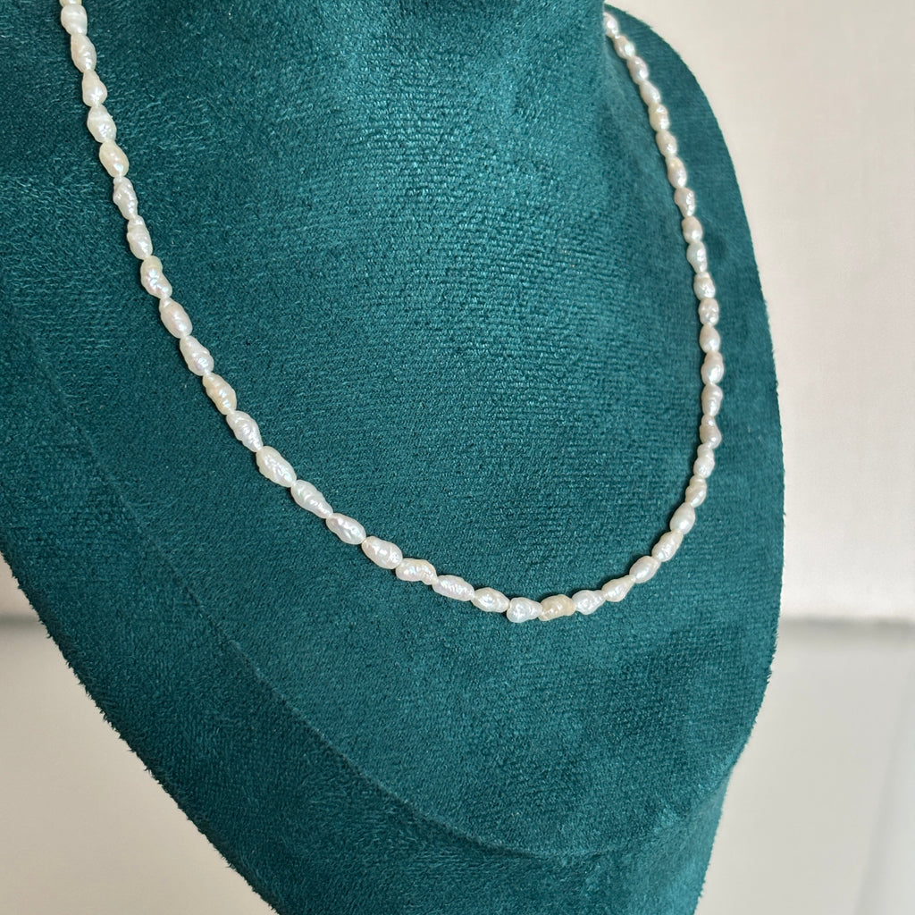 bijou artisanal collier aruba perles blanches bichoux shop