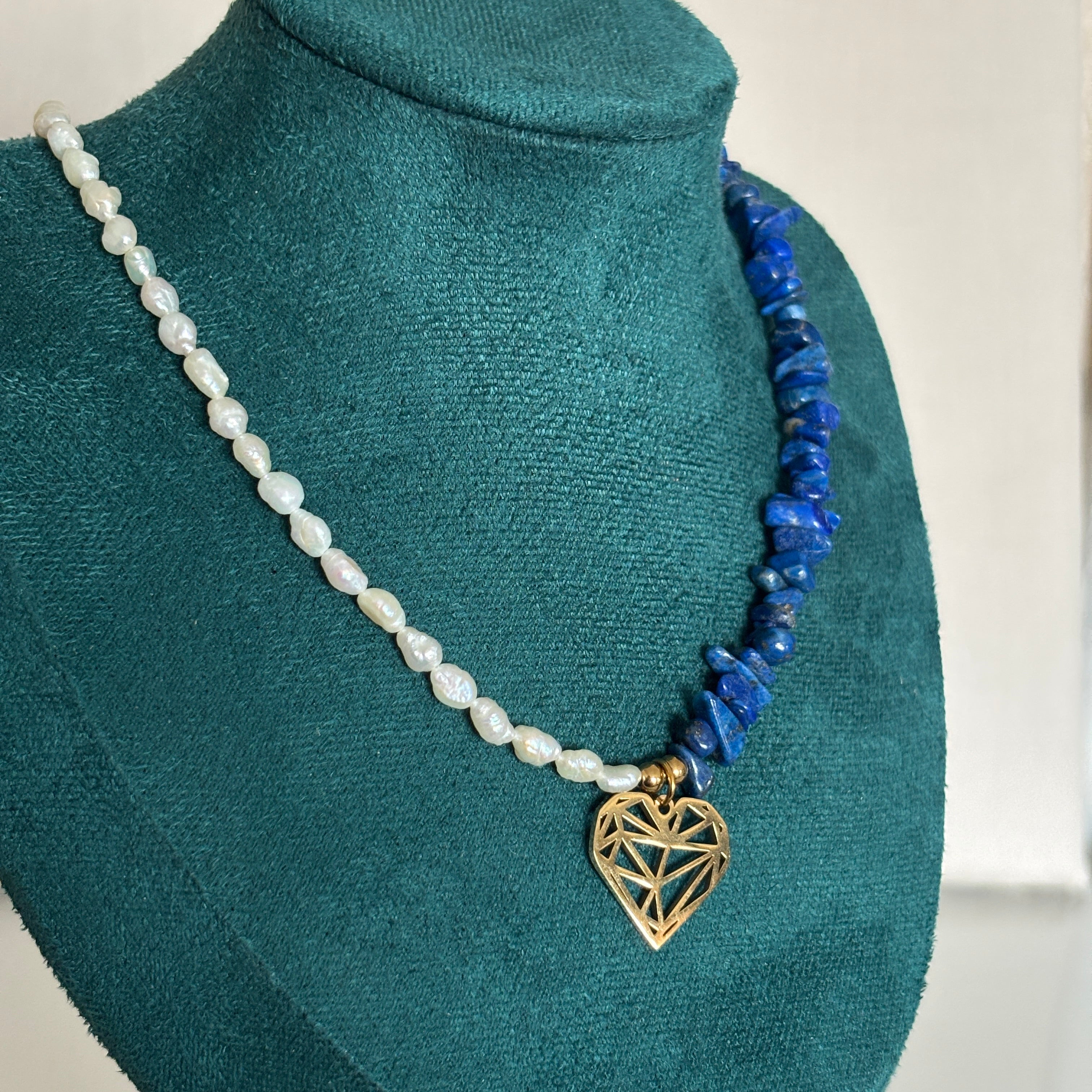 bijou fait main Bichoux Shop collier perles lapis lazuli coeur 