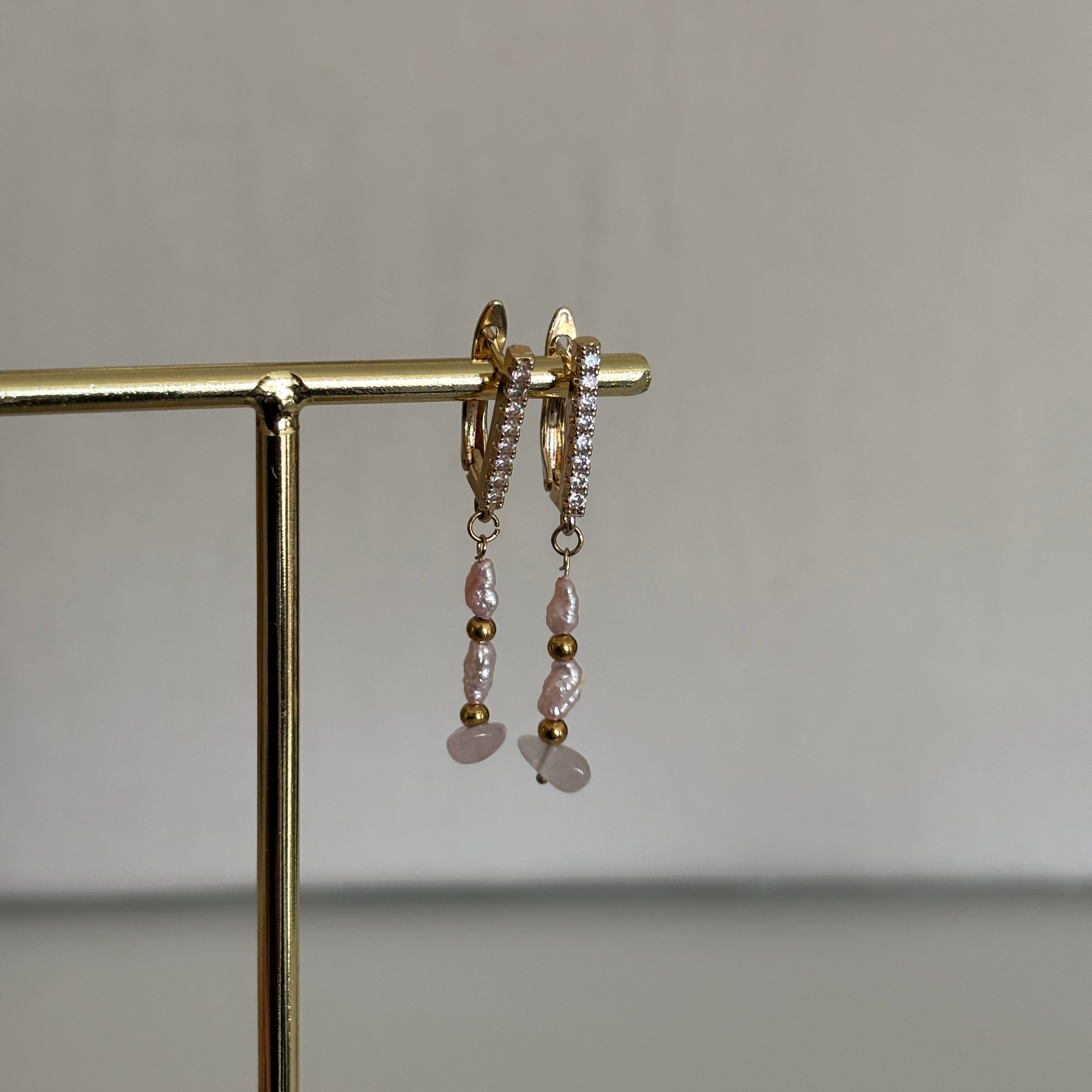 boucles oreilles grenadines quartz perles roses artisanal