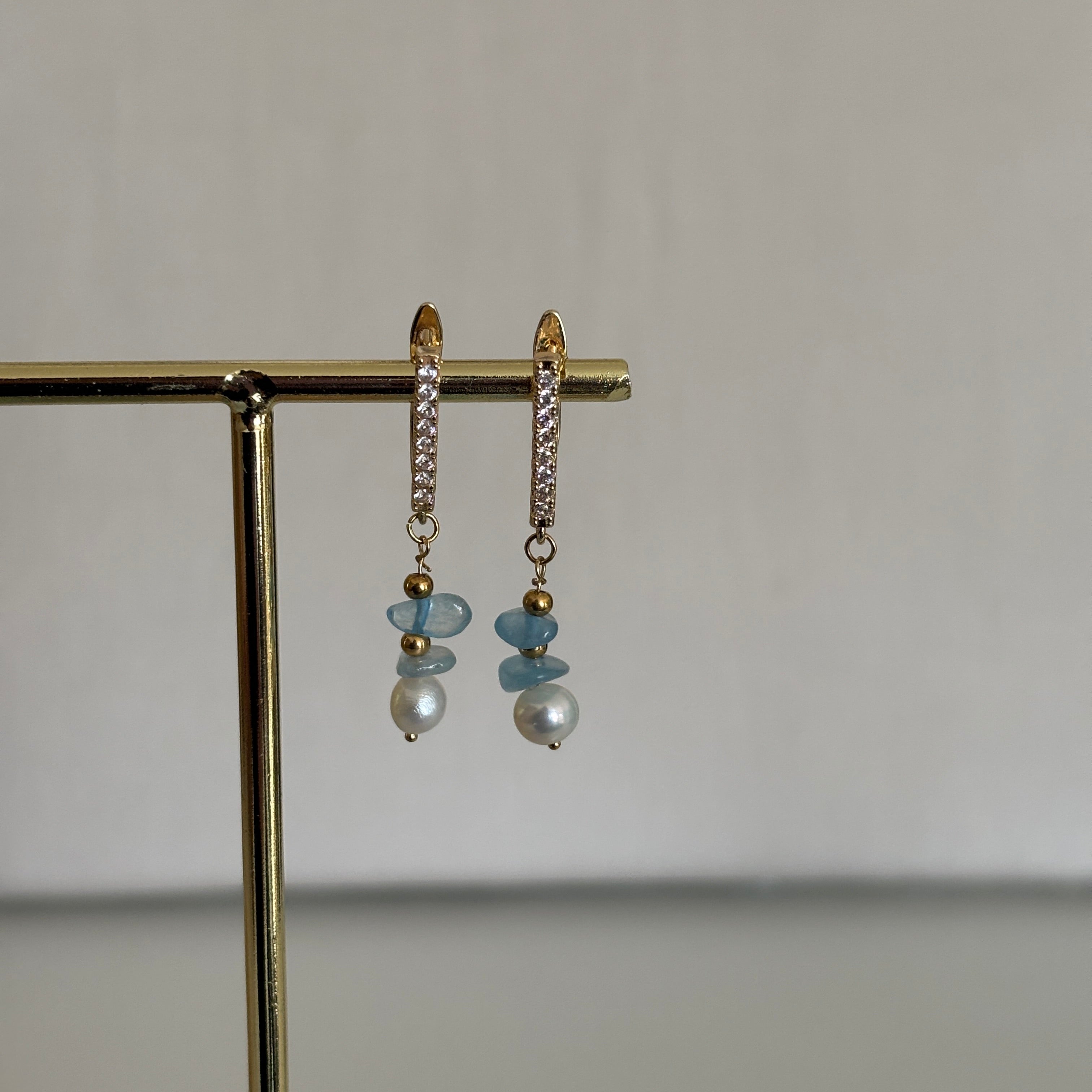 boucles oreilles les saintes strass aigue marine artisanales