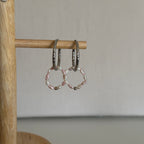 boucles oreilles nevis creoles martelées argent perles roses artisanales