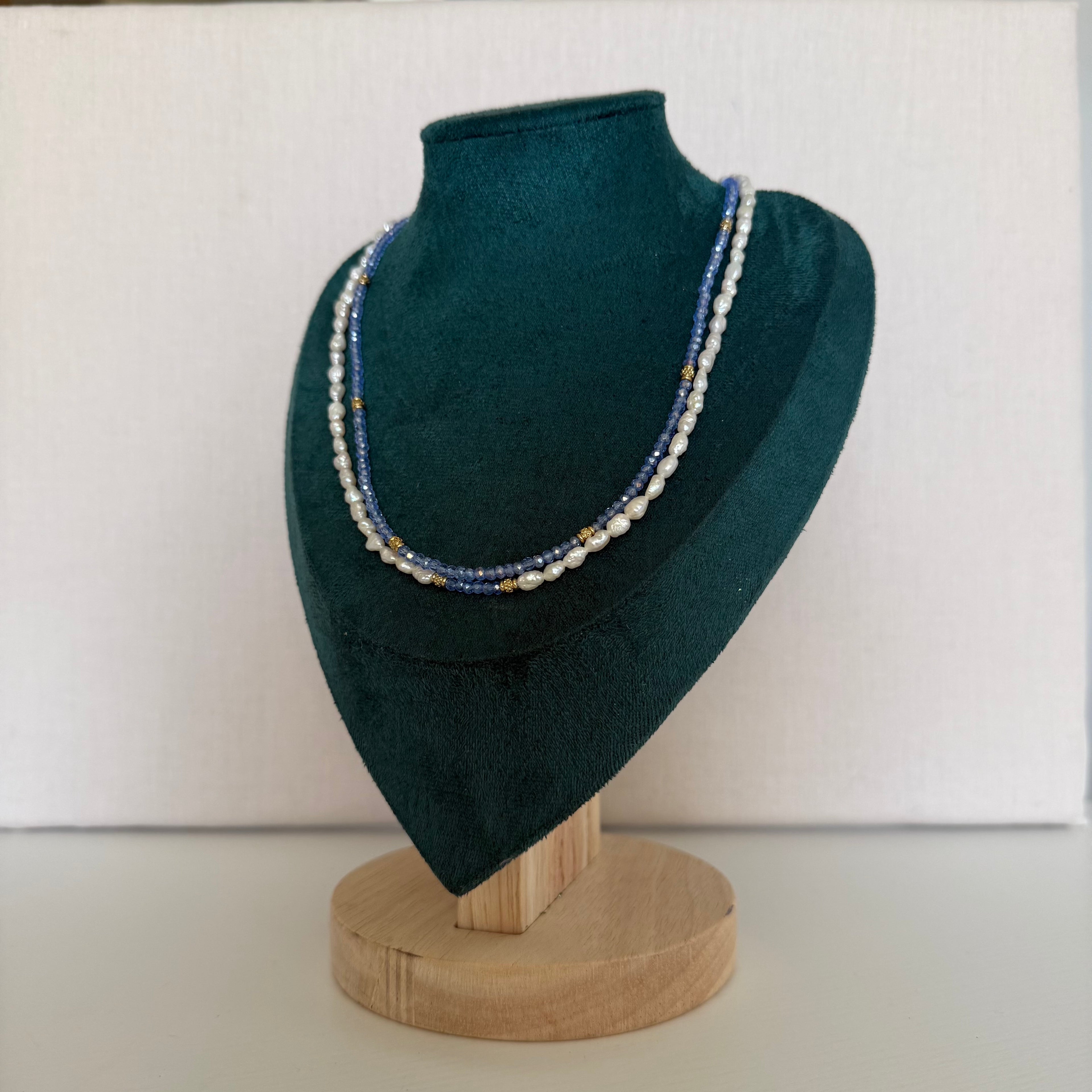 Collier Nerina – Double rang bleu et perles de culture