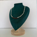 Collier Syracuse – Grosses perles blanches et touches rouges