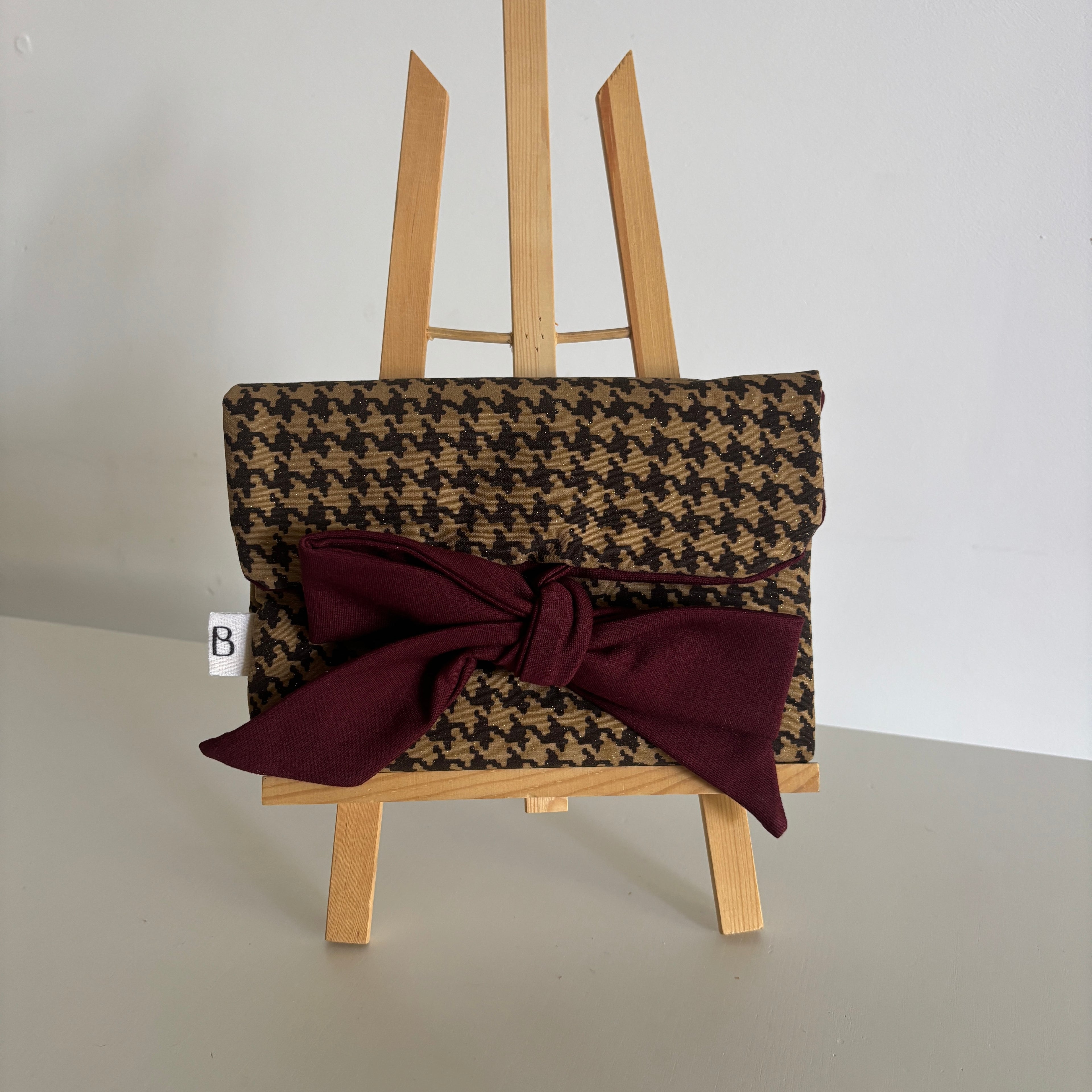 Pochette nouée pied de poule & bordeaux